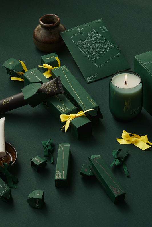 Christmas Mini Cracker - Lip Punch