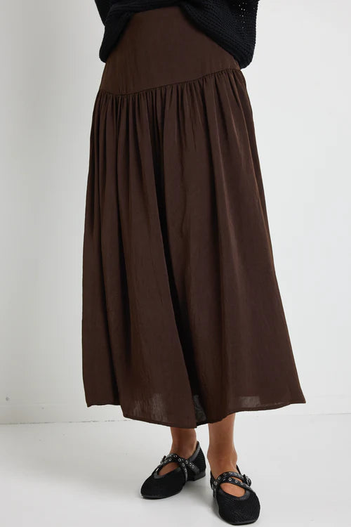 Lupe Espresso Hammered Satin