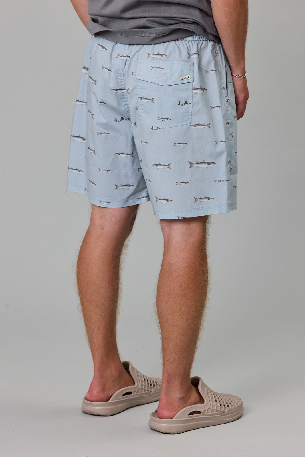 Mullet Stack Volly Short