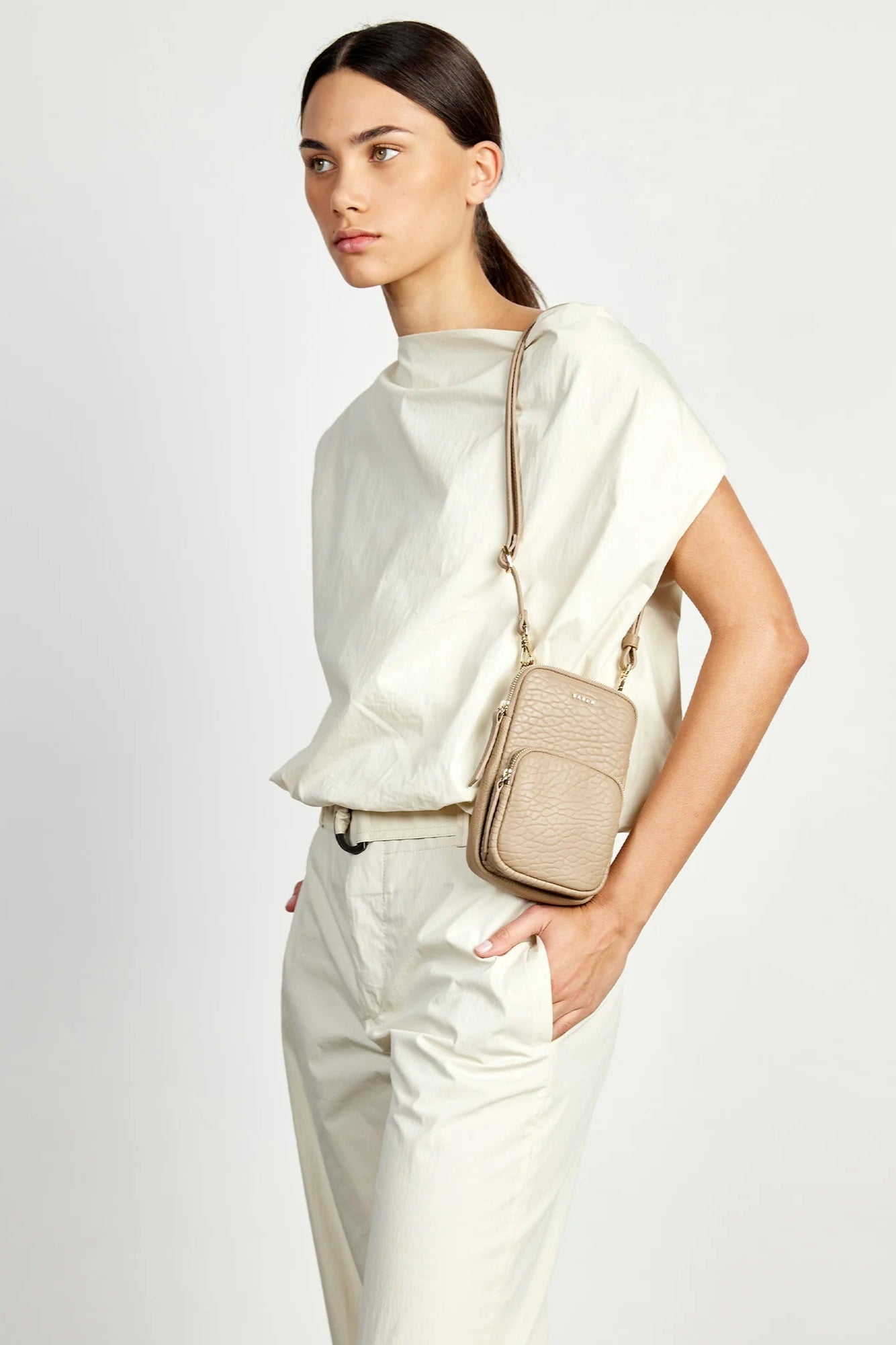 Nikko Pocket Phone Sling