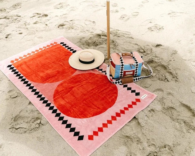 The Beach Towel - Pink Diamond