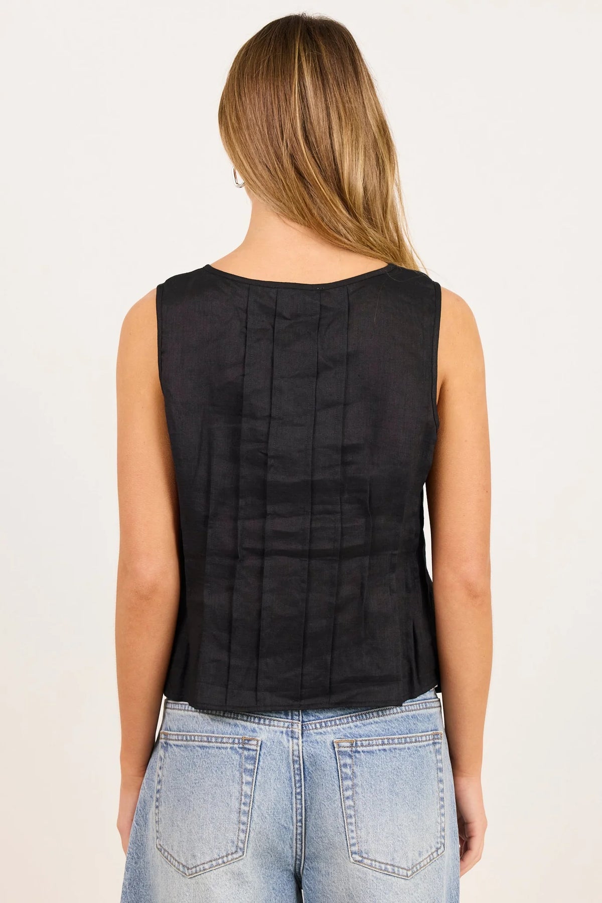 Encourage Black Linen Pintuck