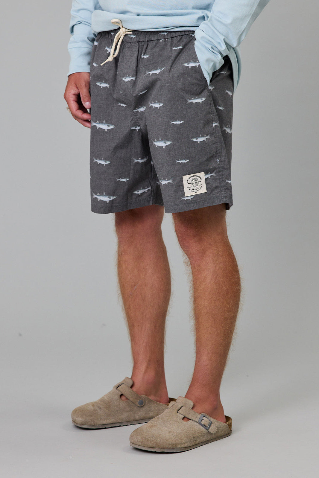 Mullet Stack Volly Short