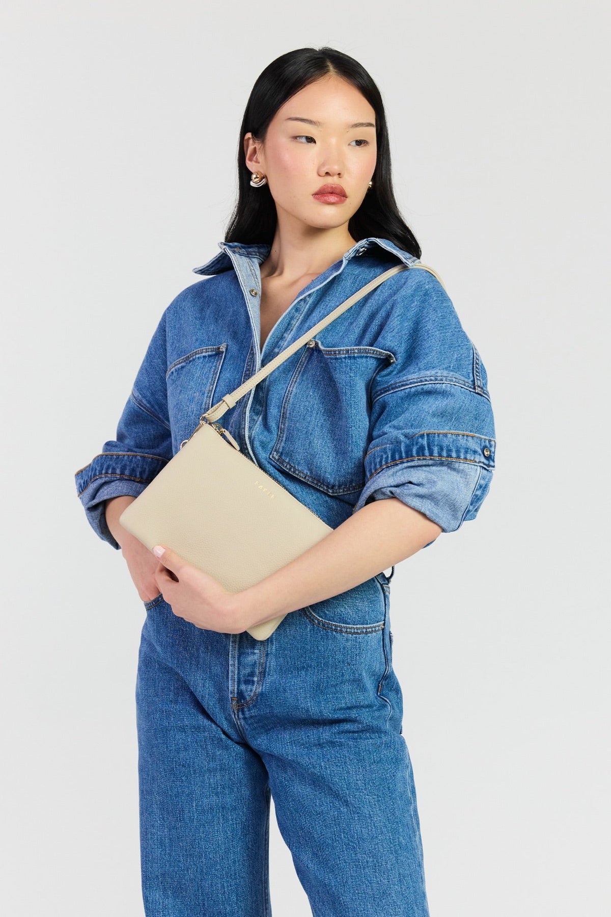 Tilly's Big Sis Crossbody Oyster