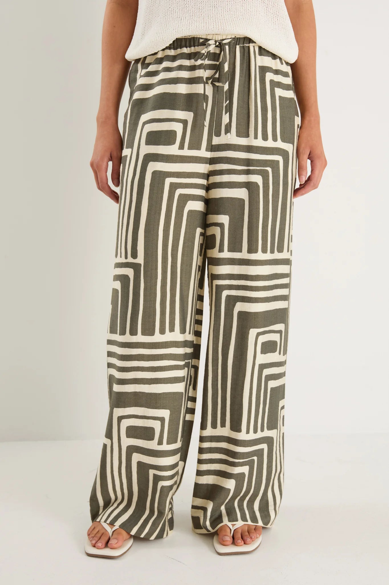 Conduct Khaki Maze Print Pull on Pant