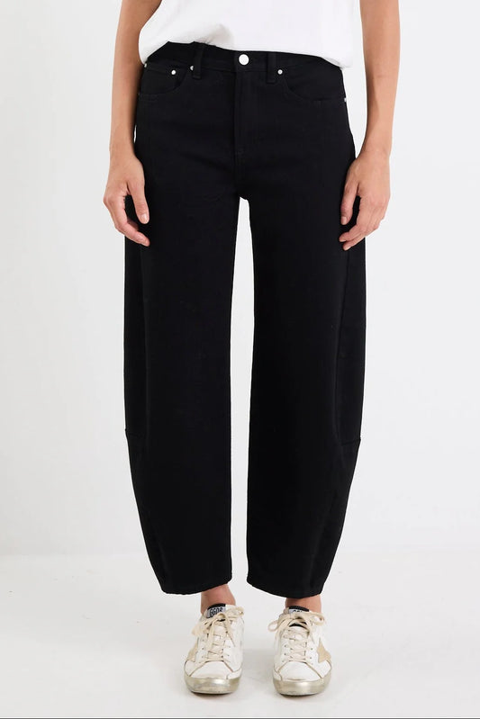 Graduate Jet Black Stretch Bar