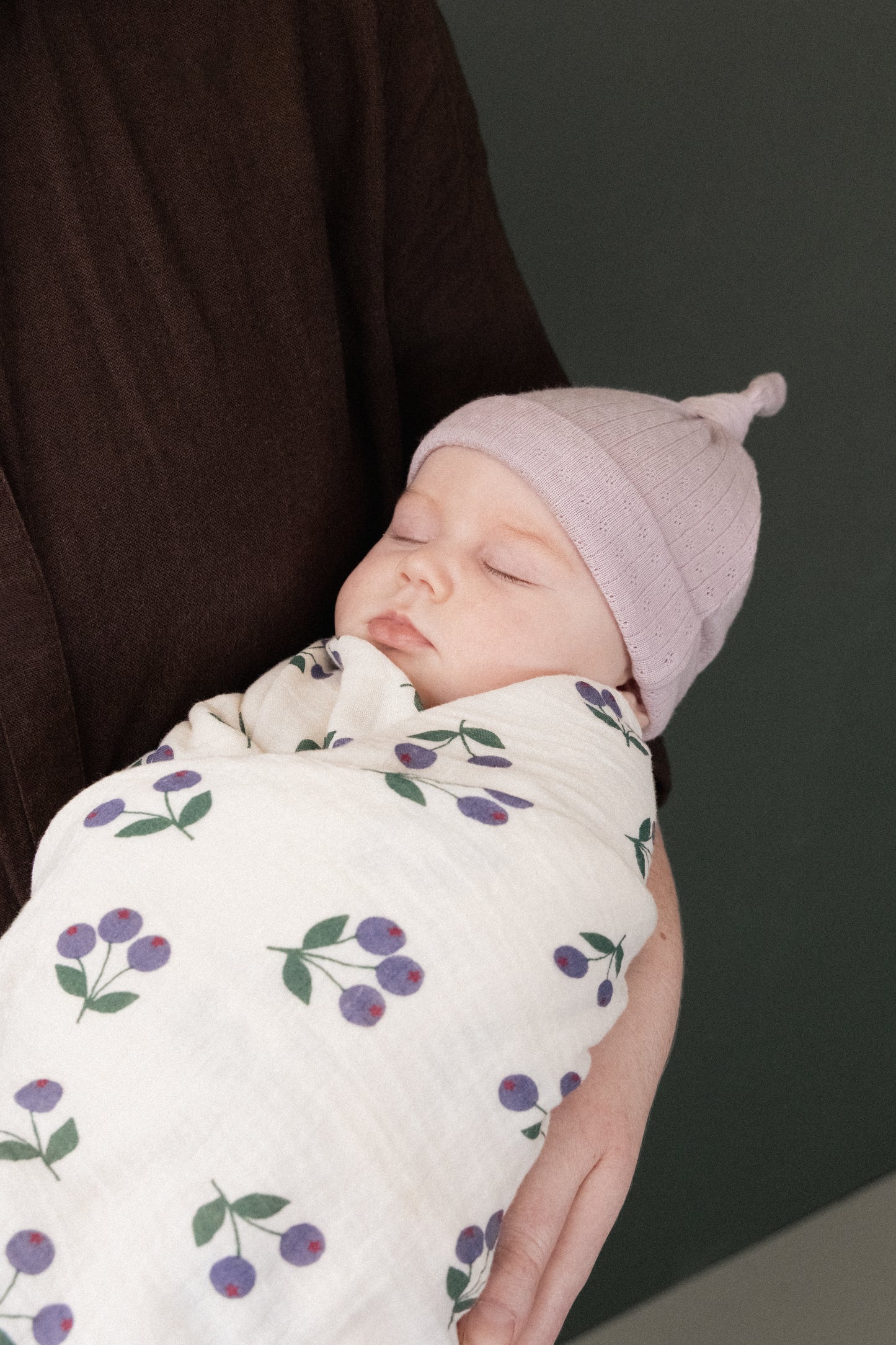 Muslin Wrap - Winter Berry