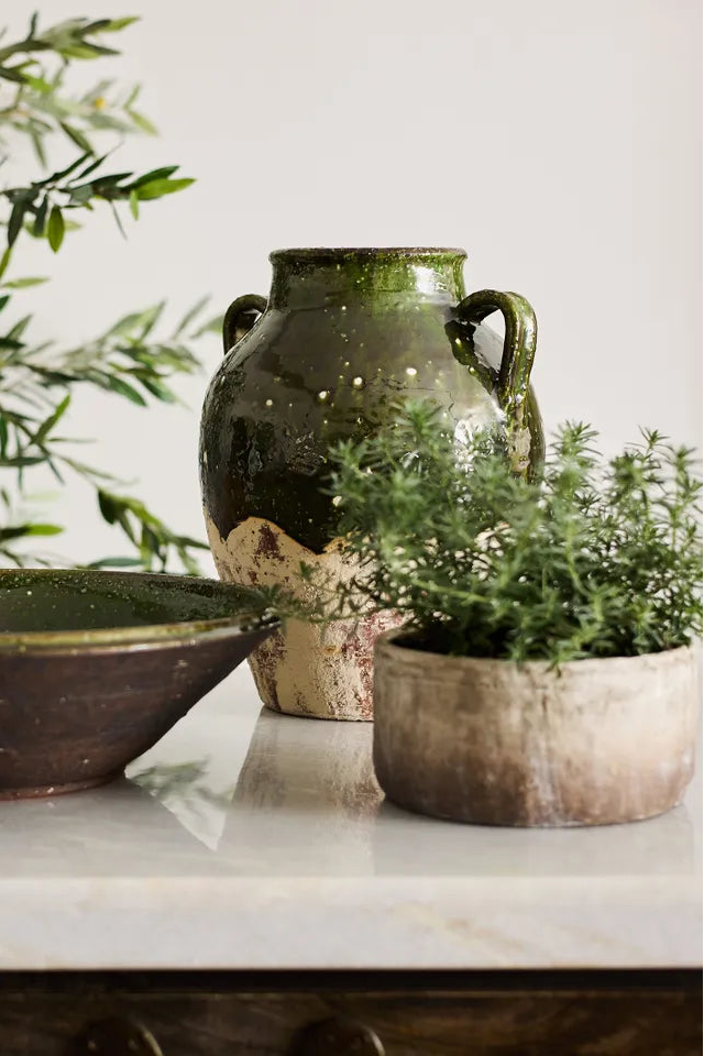 Romano Urn