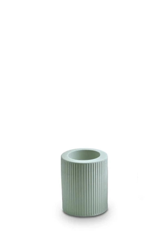Ribbed Infinity Candle Holder